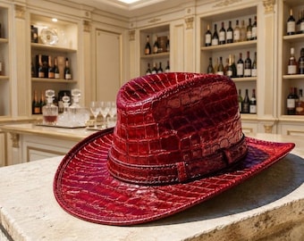 Chapéu de cowboy em couro vermelho com textura de crocodilo | Fedora de luxo estilo faroeste (feito à mão)