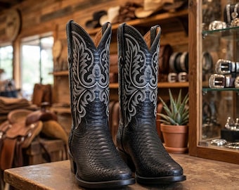 Botas de cowboy pretas com estampa de píton em relevo | Botas de cowboy estilo western com bordado branco