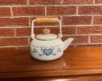 Vintage blue hearts enamel kettle Jay Thailand
