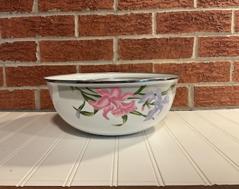 Vintage GMI Nesting Bowls Iris Floral Pattern