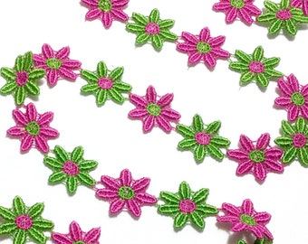 5-15 yds Daisy Chain Trim, 7/8” Pink Retro Mod Flower Power, Floral Guipure Lace