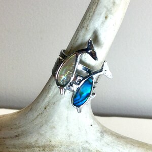 Vintage Dolphin Ring Iridescent Tropical Abalone Beach Jewelry image 3