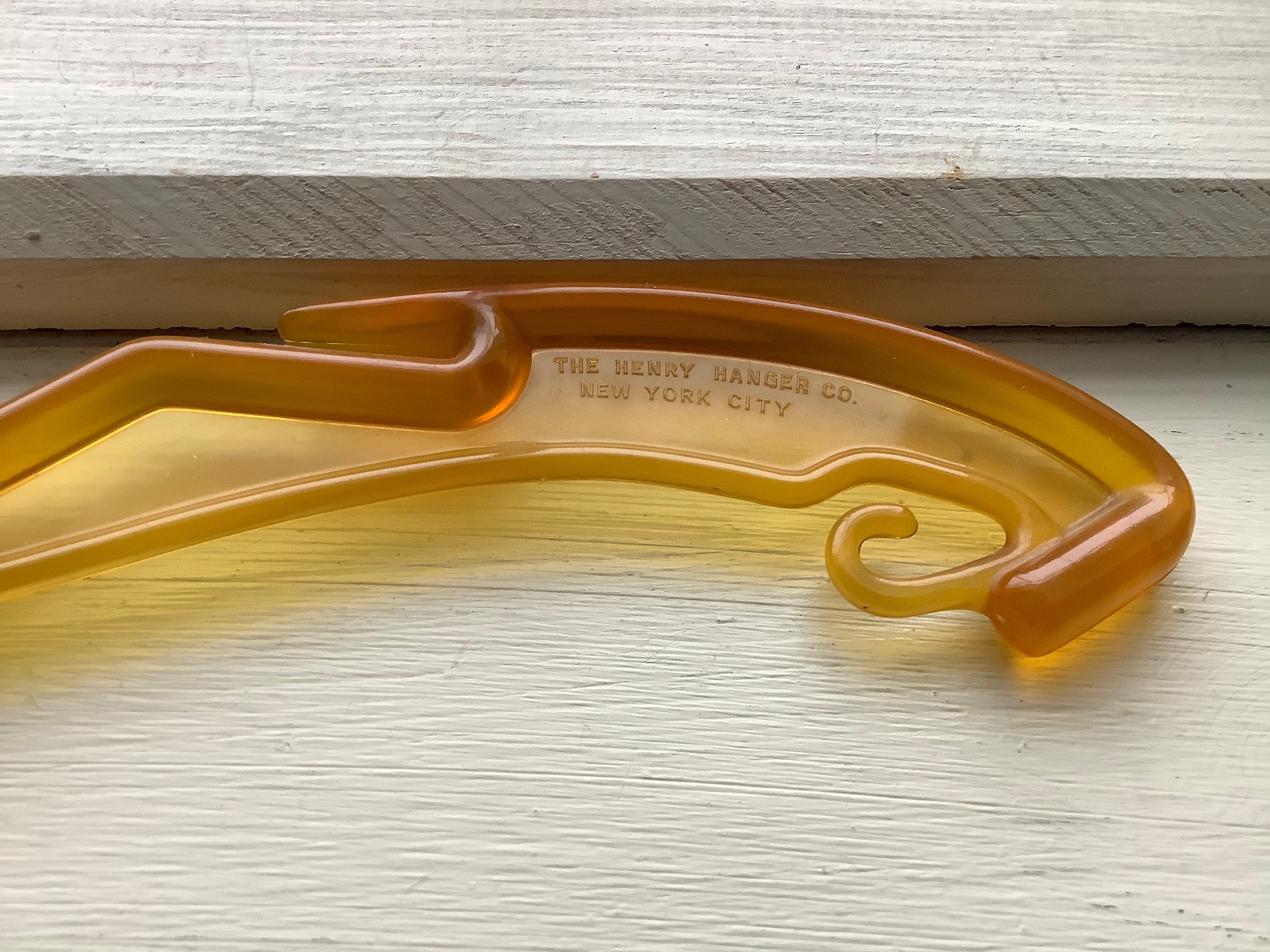 Rainbow Henry Hanger Vintage Amber Plastic Pat 131682 2370391 1940 s Etsy
