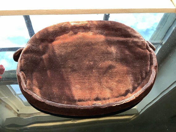 Brown Velvet Oval Clutch Purse Vintage Formal Zip… - image 2