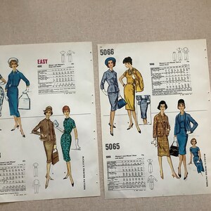 Puede incluir: Dos hojas de patrones de costura vintage de McCall's numeradas 4592, 5153, 5066 y 5065. Cada hoja presenta ilustraciones impresas de varios vestidos y chaquetas, junto con tablas de tallas detalladas, diagramas t&eacute;cnicos y textos instructivos.