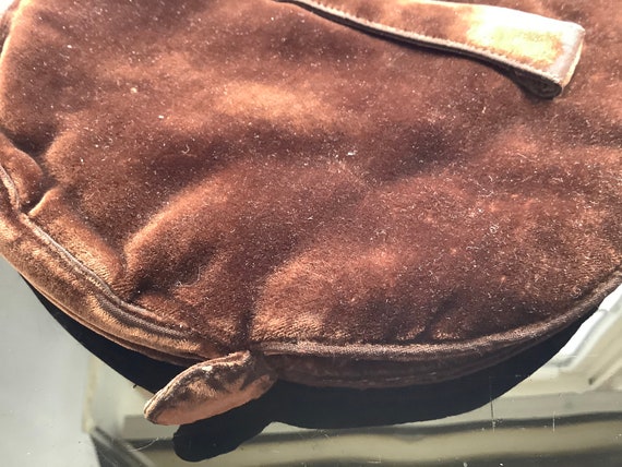 Brown Velvet Oval Clutch Purse Vintage Formal Zip… - image 10