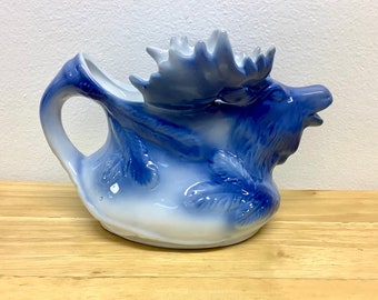 Moose Pitcher Retro Vintage 3D Creamer Blue and White 3_D