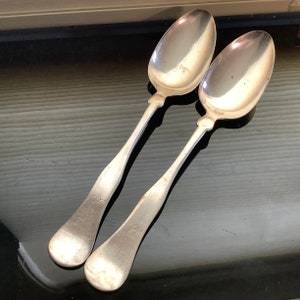 Set of 2 Antique Fiddle Silverplated Serving Spoons Rogers & Smith Co XII Monogram V