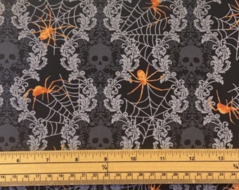 Fat Quarter Spooky Night Halloween Black Spiders And Skulls 100% Cotton Quilting Fabric