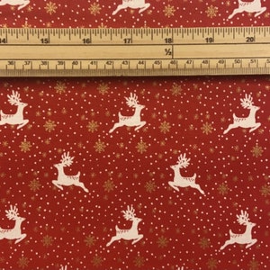 Fat Quarter Scandi Christmas Reindeer And Metallic Snowflakes Red 100% Cotton Quilting FabricChristmas Gift