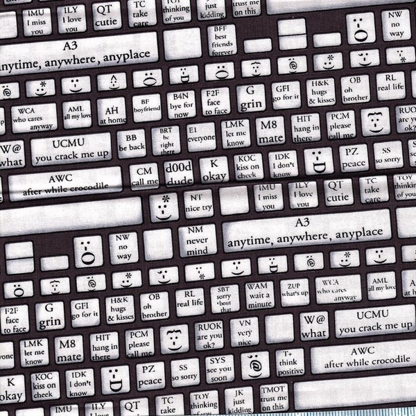 Fat Quarter Back Talk Tastatur 100% Baumwolle Quilting Stoff Txt Spk Emoticons Blk