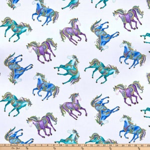 Fat Quarter 'Horsen Around' Metallic Reigning Horses 100% Cotton Fabric - White