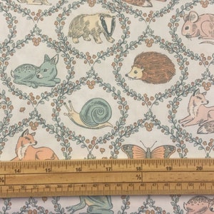 Fat Quarter Festival Fauna Woodland Animals In Floral Frames 100% Cotton Fabric