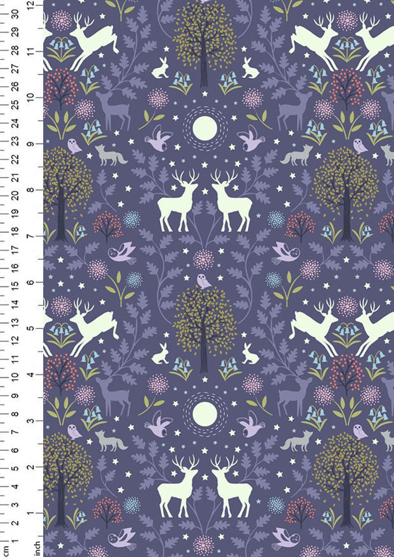 Fat Quarter Glow In The Dark Mirrored Woodland On Midnight 100/% Quilting Fabric