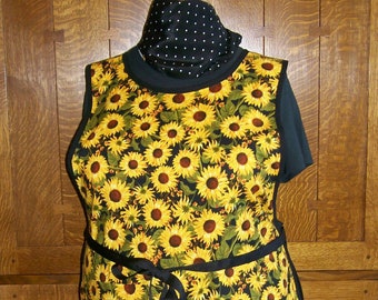 Sunflower Cobbler Apron - Plus Size Retro Look Kitchen Cobbler - Fits Sizes 2XL to 4XL Best