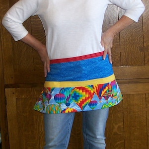 Hot Air Balloon Vendor Apron: Calico Utility Apron with 3 Pockets