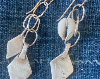 I made these earrings in the Bedouin style