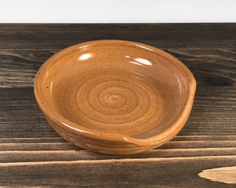 Spoon Rest/Holder - nutmeg brown with spiral design