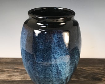 Medium vase - blue and black - paddled sides