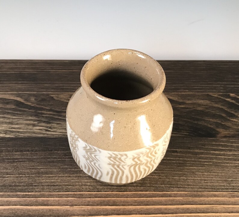 Bud vase/ small vase, natural tan with white slip and wavy design image 4