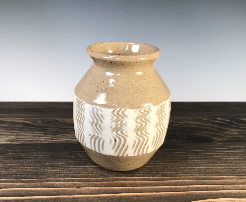Bud vase/ small vase, natural tan with white slip and wavy design image 2