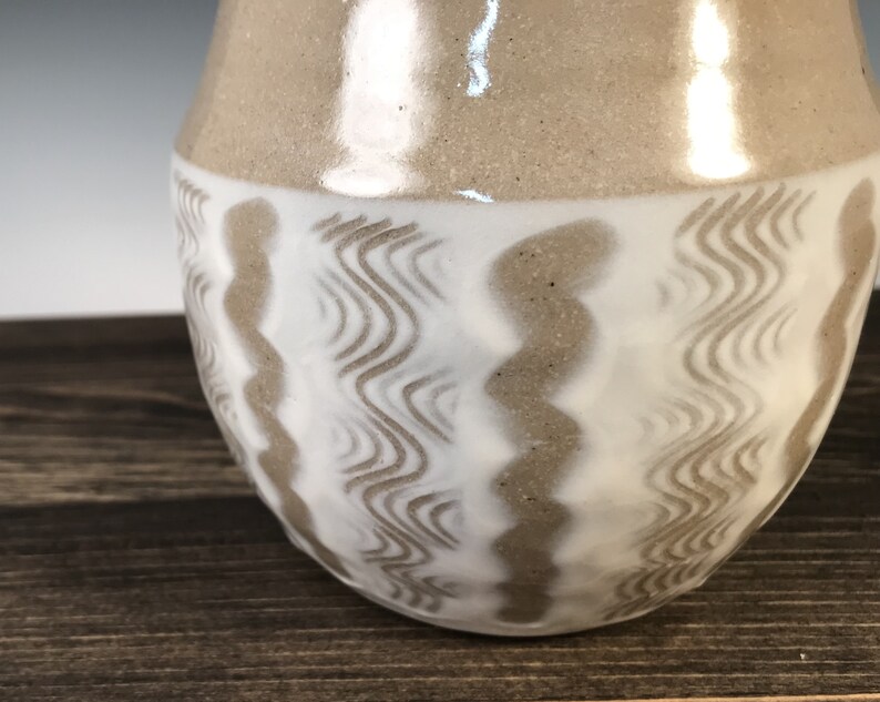 Vase clear/natural with white slip, finger marks and line design image 4