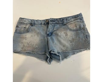 Pantaloncini di jeans vintage da donna Highway Jeans, taglia 11, con stampa floreale
