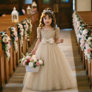 Bloemenmeisjesjurk Donkerbeige Tule Trouwjurk voor Meisjes met Pailletten & Parels, Eerste Communiejurk, Galajurk, Prinsessenjurk met Strik