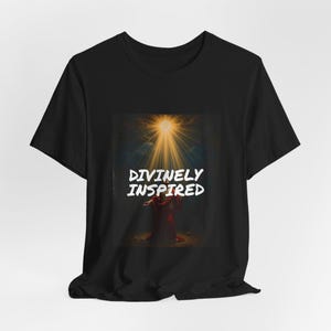 Funny Artist T-Shirt, Divinely Inspired Autocorrected, Ironic Streetwear Dark Humor Gift Bild 4