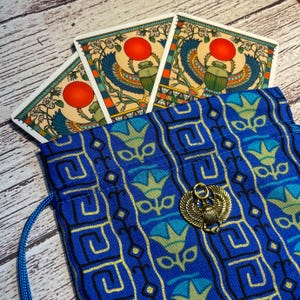 Tarottas lotus • Tarotkaarthouder • Runezakje • Oracle-kaarttas met trekkoord