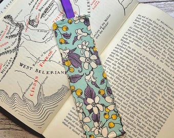 Fabric Bookmark • flowers & berries • HANDMADE