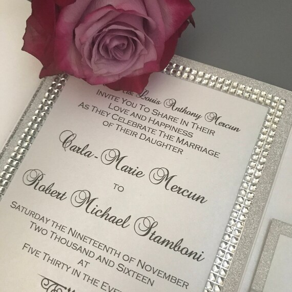 Items similar to White and Silver Glitter Wedding Invitation Suite