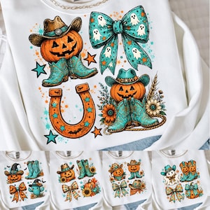 Può includere: Una felpa bianca con una stampa grafica di due zucche di Halloween arancioni con cappelli da cowboy marroni, abbinate a stivali da cowboy color ottanio, un grande fiocco ottanio con motivi di fantasmi bianchi e un ferro di cavallo arancione.