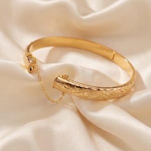 Vintage Gold Hinged Bangle Bracelet, 14K Yellow Gold Finish Engraved Cuff, Classic Dainty Gold Bangle, Moon and Stars Jewelry, Gift for Her