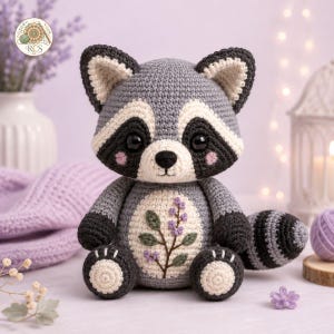 Patrón de amigurumi de mapache de lavanda botánica en PDF, juguete de animal del bosque
