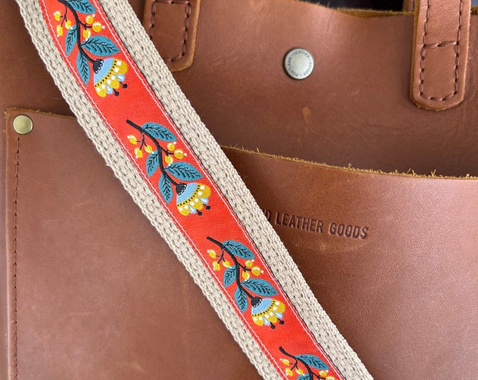 Bag Strap: Folk Blooms