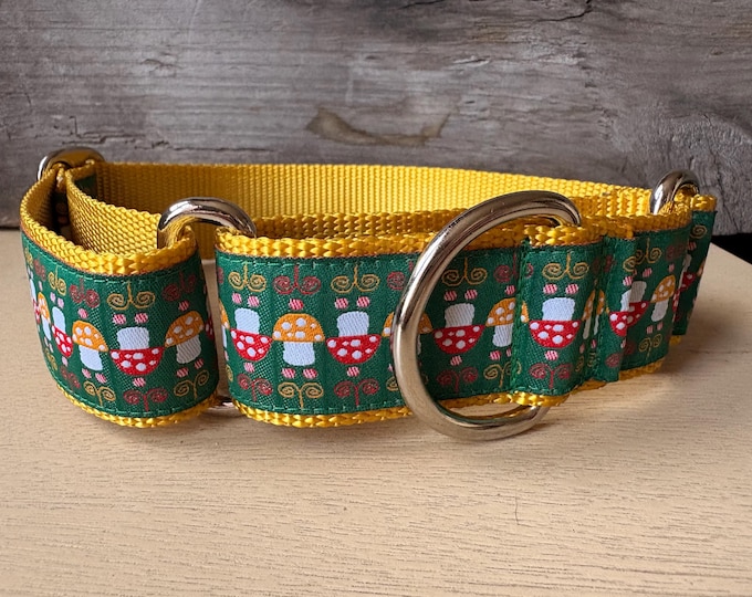 Toadstools - 1.5" Martingale Collar