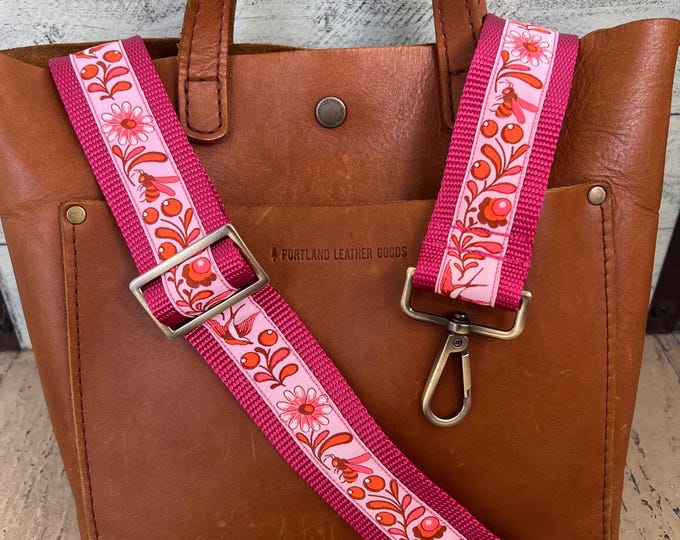 Bag Strap: Maddie’s Birds & Bees