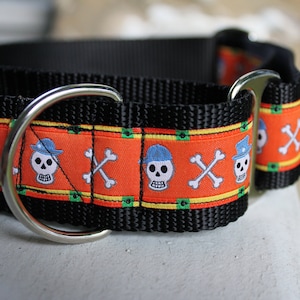 Halloween Skulls 1.5&quot; Martingale Collar