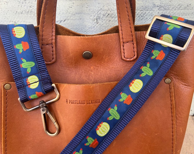 Bag Strap: Cacti