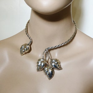 Nestor Vintage Sterling Silver Necklace Unusual Modernist Torque Torc front closure twisted Leaves Mexico 925 TJ-24 78 grams