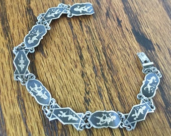 Vintage Sterling Silver Siam Bracelet 8.2 grams