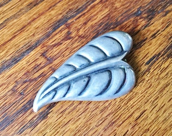 LOS CASTILLO Sterling Silver Leaf Pin Brooch Made in Taxco Mexico 560 Eagle mark 11 grams