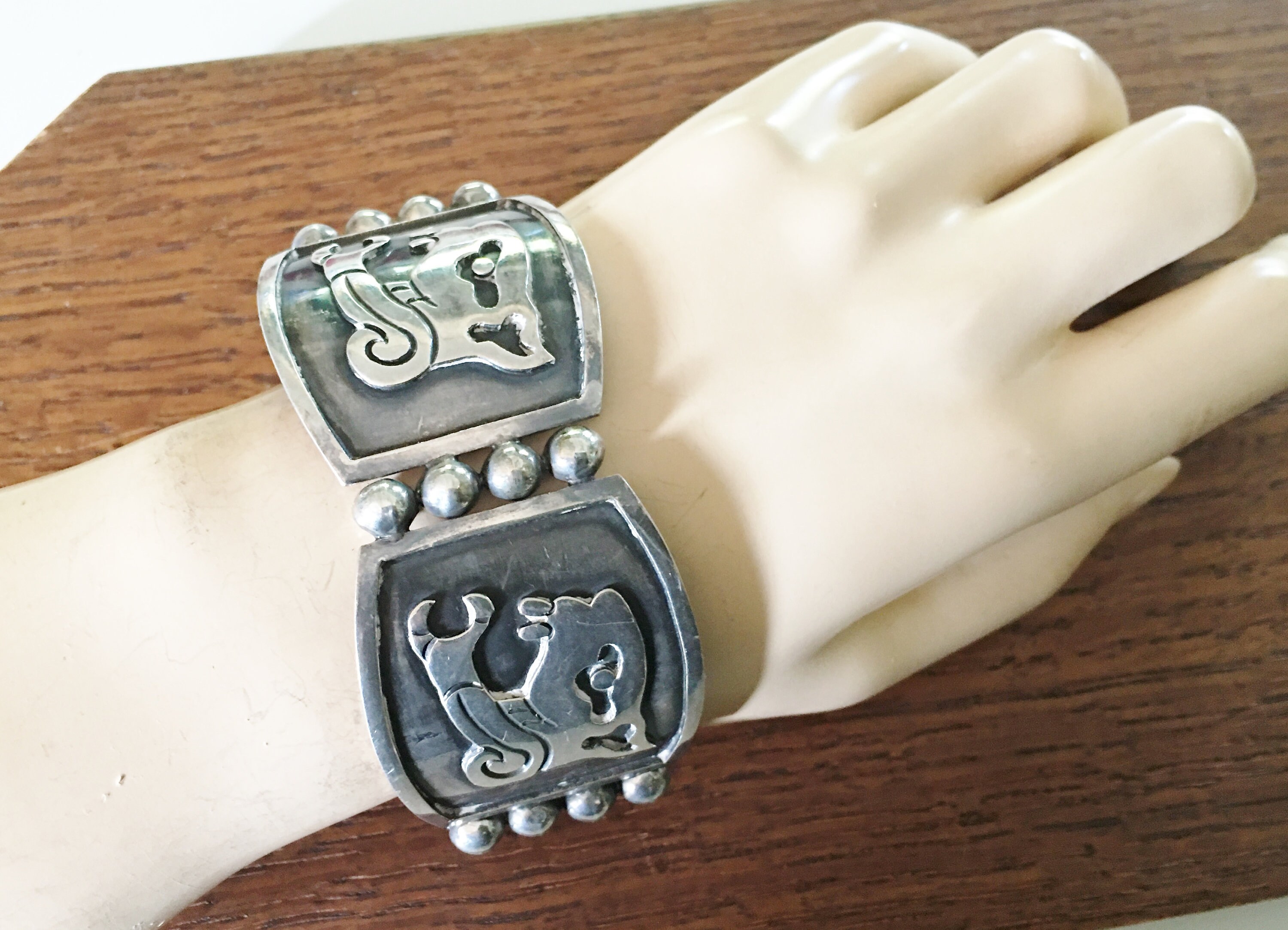 JOSE Luis FLORES Vintage Sterling Silver Bracelet 4 Hinged