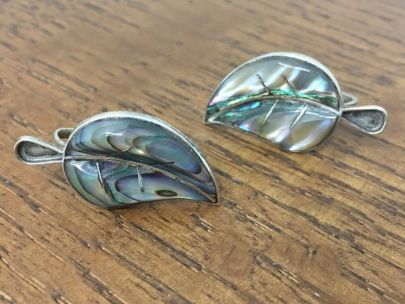 Vintage Sterling Silver and Abalone leaf Earrings… - image 4