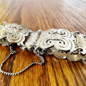 Vintage Sterling Silver Bracelet 8 linked panels Heavy Chunky larger size made in Mexico 74 grams