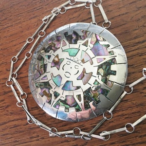 Vintage Sterling Silver and Abalone Necklace removable Pendant Brooch pin and chain Medallion Mexico 925 pre Eagle mark 28 grams