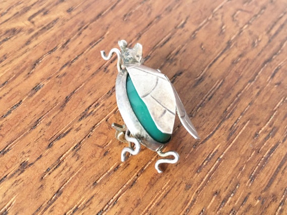 Vintage Sterling Silver Fly Bug pin brooch Green … - image 4