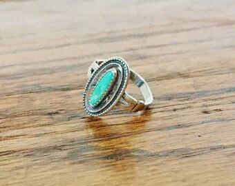 Vintage Sterling Silver Turquoise Ring size 6.25 3.1 grams