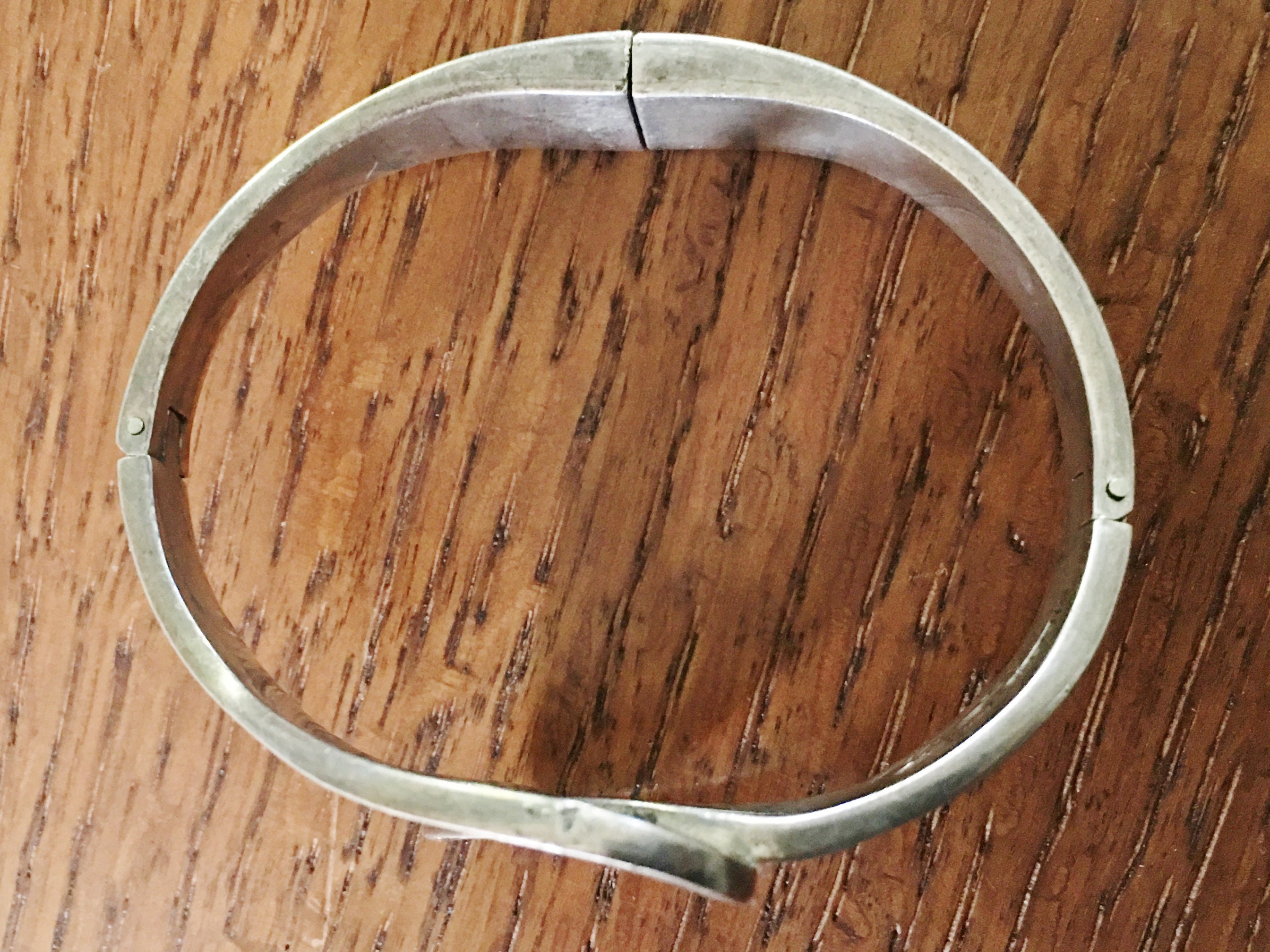 Vintage Sterling Silver Heavy Hinged Bangle Bracelet Clover Vintage Sterling Silver Heavy Hinged Bangle Bracelet Clover